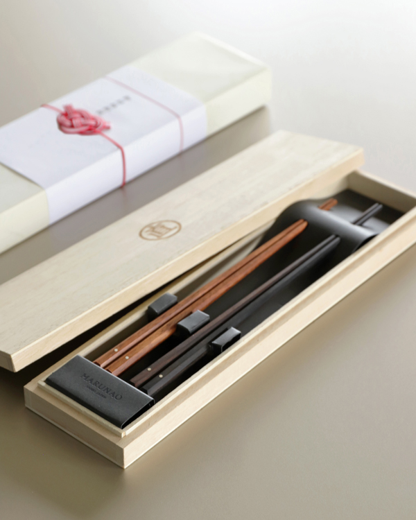 桐箱夫婦イメージ