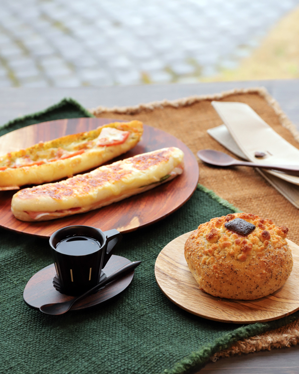 パオのパンとEspresso Cup & Saucer